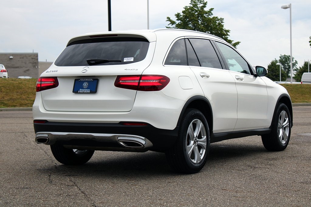 Pre Owned 2017 Mercedes Benz Glc Glc 300 4matic® 4d Sport Utility 2668